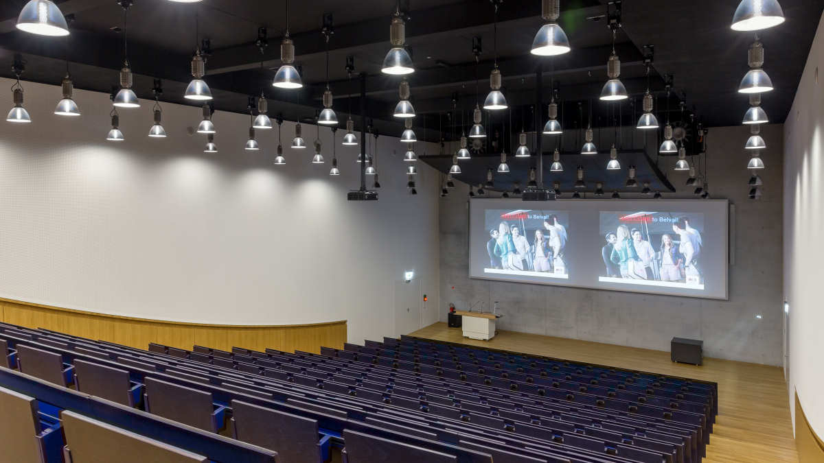 Luxemburg-Hoersaal Hörsaal Universität LuxemburgHörsaalausstattung
